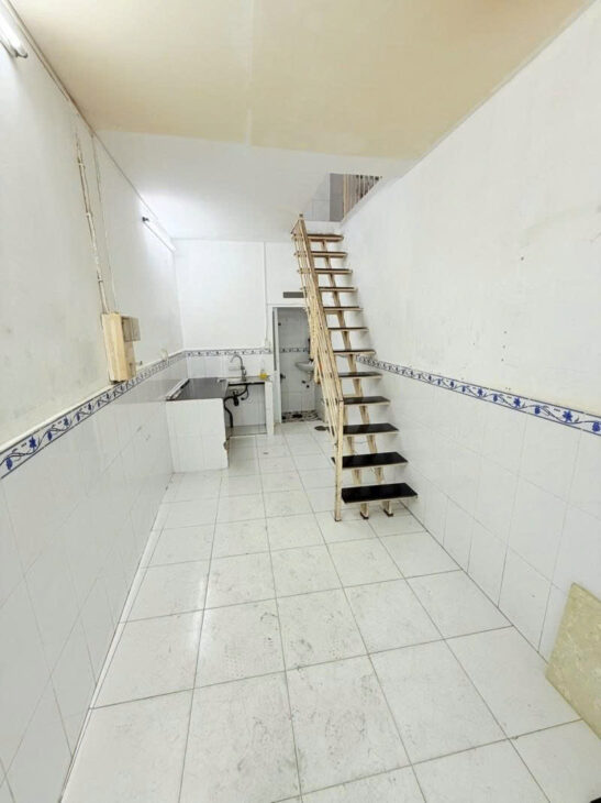 GIẬT MÌNH ! NHÀ TRUNG TÂM TP HCM – Q11 – CHỈ 2.5 TỶ – NGAY SAU MẶT TIỀN ÂU CƠ ! SỔ SẴN, CHỐT NHANH