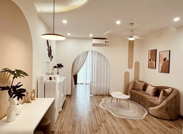 ROYAL CITY , căn 1 PN , ST 55M2 , giá 6,x tỷ , LH : 0584146888 khi quan tâm hãy kết bạn zalo em gửi