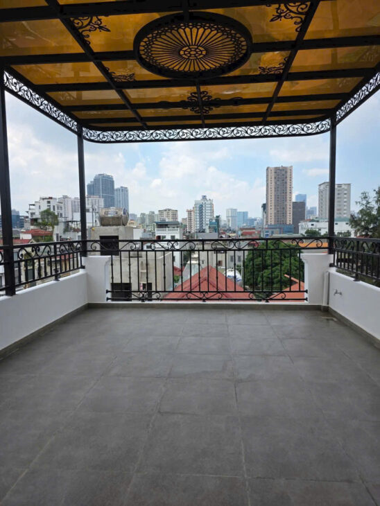 Nhà đẹp HOÀNG QUỐC VIỆT CẦU GIẤY vỉ hè oto KD nhỉnh 31Đ 65m x7t