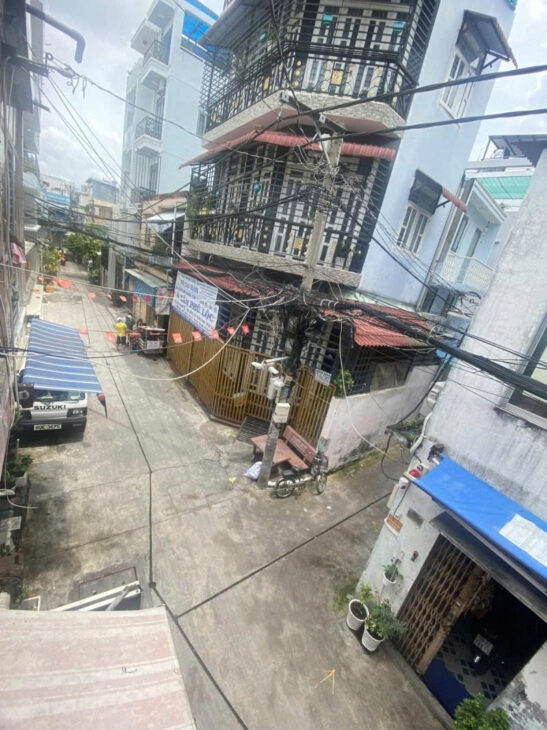 CHỐT NGAY ! NHÀ 2.7 TỶ tp HCM Q11 – HẺM Ô TÔ, SỔ HỒNG, VỊ TRÍ VÀNG – ĐỐT CHÁY THỊ TRƯỜNG !