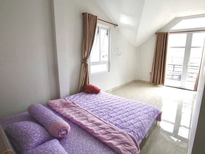 BÁN VILLA FULL NỘI THẤT CAO CẤP ĐỒI THÔNG TIN ĐÀ LẠT