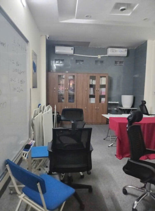 PHÂN LÔ, VỈA HÈ, MẶT NGÕ Ô TÔ TRÁNH, NGÕ THÔNG, GẦN PHỐ, 7 T, THANG MÁY- Thái Hà 102 m,, mt 4.8 m