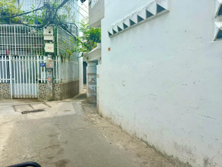 BÁN GẤP 02 LÔ HẺM 2m PHAN ĐÌNH GIÓT, NGAY TTTP NHA TRANG.