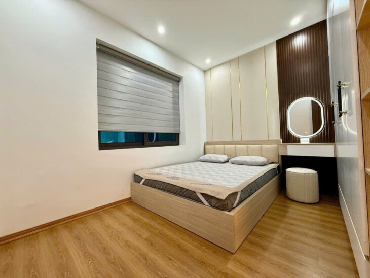 Bán nhà mặt phố Kim Hoa, Đống Đa, 42m2, 4 tầng, 5PN, sổ đỏ, giá tốt! LH: 0975948906