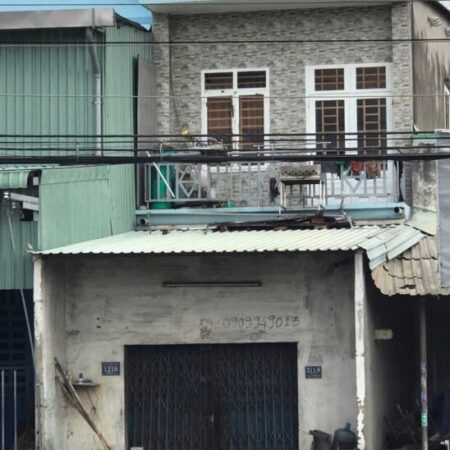 NHÀ ĐẸP – GIÁ TỐT CẦN BÁN NHANH NHÀ vị trí tại TP Dĩ An , tỉnh Bình Dương