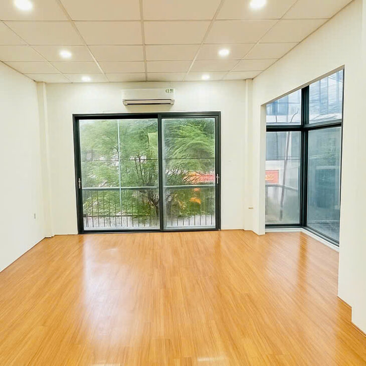 8 Tỷ nhỉnh: MẶT TIỀN Quận 10 cư xá Đồng Tiến, căn góc 2 mặt tiền 3 tầng, thu nhập 1Ty3. 0933910039
