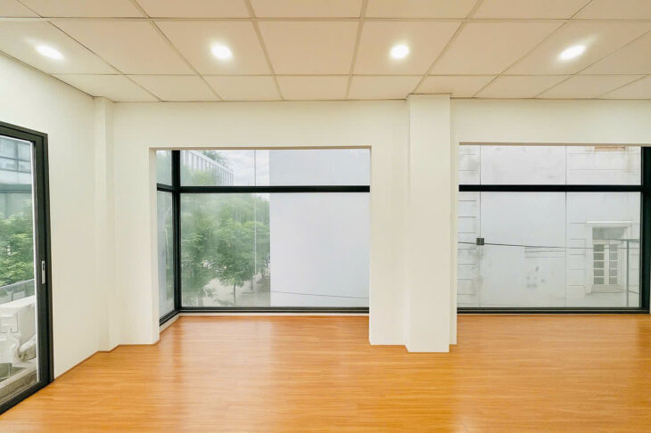 8 Tỷ nhỉnh: MẶT TIỀN Quận 10 cư xá Đồng Tiến, căn góc 2 mặt tiền 3 tầng, thu nhập 1Ty3. 0933910039