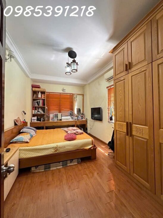 NHÀ MAI ĐỘNG-TAM TRINH- LÔ GÓC- DTSD 35M2-5T-7.2TỶ (CTL)- NGÕ BẤT CHẤP 3 GÁC- TRƯỜNG MAI