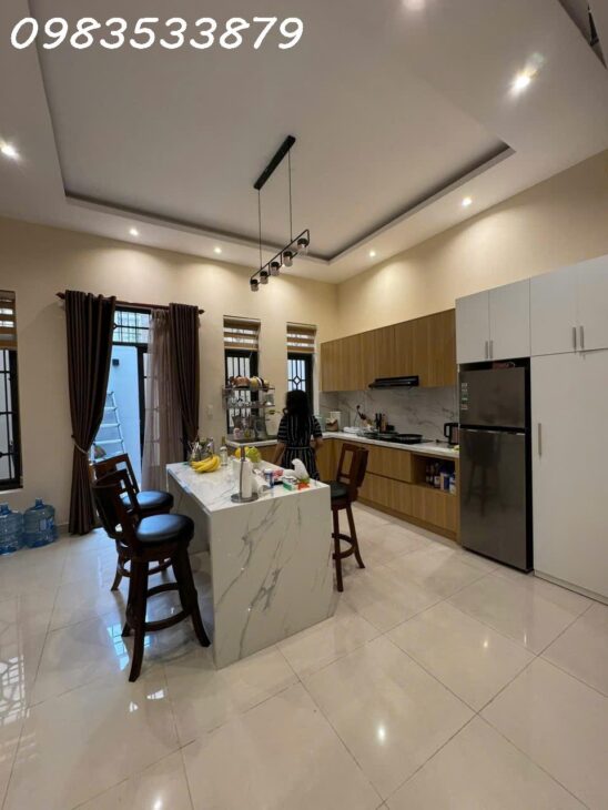 BÁN NHÀ MẶT TIỀN KHU BÊN SÔNG, HIỆP BÌNH CHÁNH, THỦ ĐỨC – DT 6X19 x 3 LẦU – CHỈ 16 TỶ TL