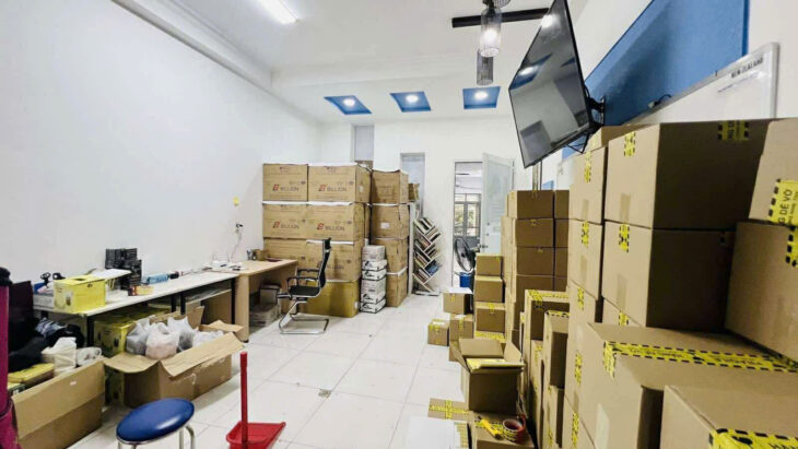 NHÀ HƠN 60M2 – QUẬN 1 – CỐNG QUỲNH – SÁT MẶT TIỀN – 5PN, 5WC CHỈ NHINH 19TY