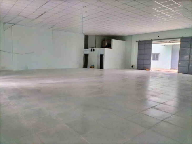 CHO THUÊ KHO XƯỞNG MỚI 16 x 16M TRUNG MỸ TÂY, Q12 ĐƯỜNG XE TẢI GẦN TÂN BÌNH