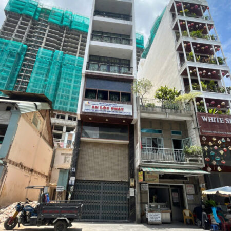 Bán Nhà Mặt Tiền 73 Đề Thám , Phường Cô Giang , Quận 1