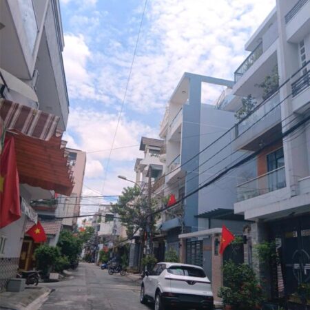NHÀ CẦN BÁN, HẺM XE HƠI, BÌNH HƯNG HÒA, BÌNH TÂN: 33M2, 2 TẦNG, 2 PHÒNG NGỦ, GIÁ NHỈNH 4 TỶ, SỔ HỒNG