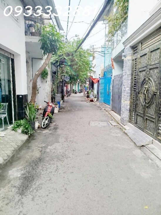Dưới 5,8 tỷ nhà MT 2 Lầu + ST gần Lạc Long Quân, đang cho thuê 14tr/tháng