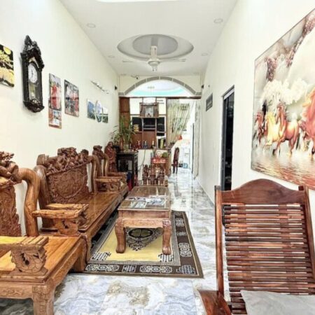 Nhà Nở hậu HXH 130m2, tặng GPXD – Nguyên Hồng QV