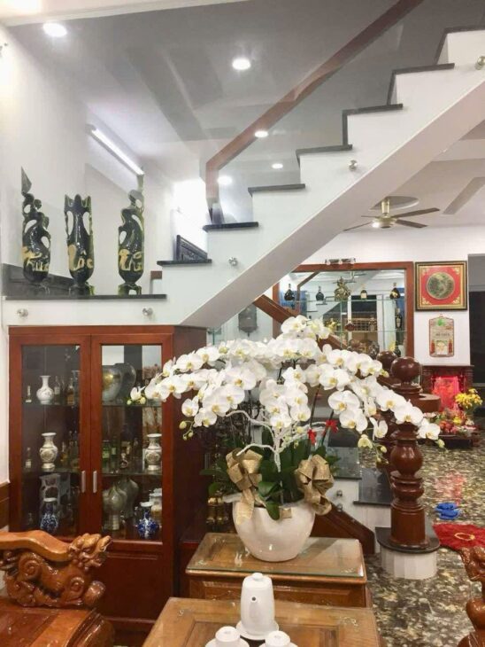 Nhà Mặt tiền 2 tầng HXH tránh 189m2, Vuông – Tân Thới Hiệp 21 Q12 1X