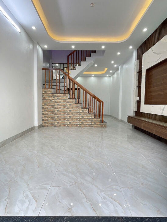 bán nhà tiền phong ngõ thông thoáng gần ubnd phường cũ, nhà 3 tâng mới