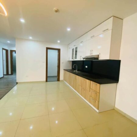 Chủ cần bán căn 2 ngủ giá 6,4 tỷ tại khu chung cư cao cấp Goldmark city -136 Hồ Tùng Mậu full nội
