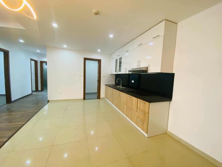 Chủ cần bán căn 2 ngủ giá 6,4 tỷ tại khu chung cư cao cấp Goldmark city -136 Hồ Tùng Mậu full nội