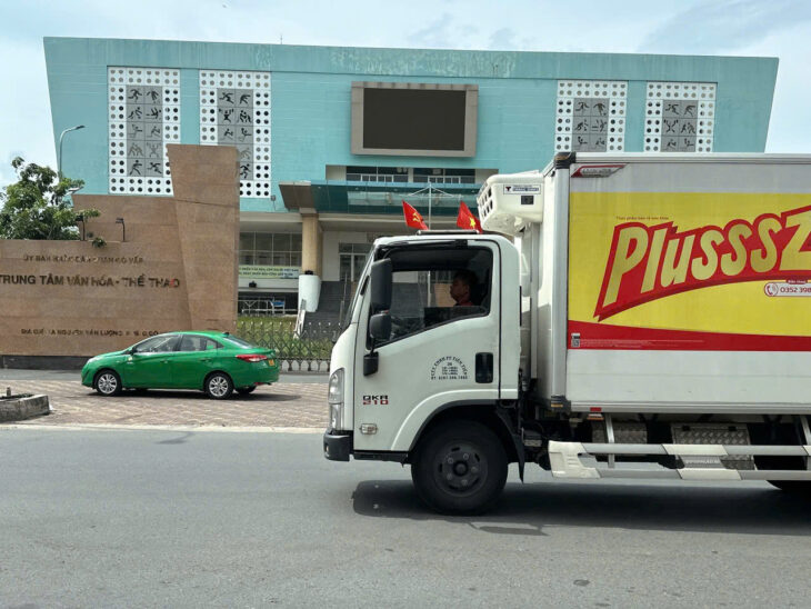 Nhà phố hẻm 350 ngay KDC Cityland Lotte Nguyễn Văn Lượng 84m2 4 lầu KD sầm uất 12.5 tỷ.