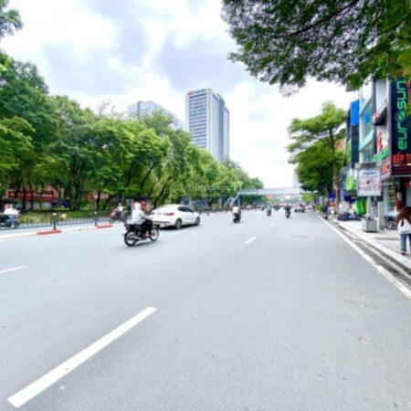 Bán nhà giá tốt MP Hồng Tiến-Long Biên-Hà Nội. Mặt tiền rộng, thang máy. Kinh doanh vô địch(29/9)