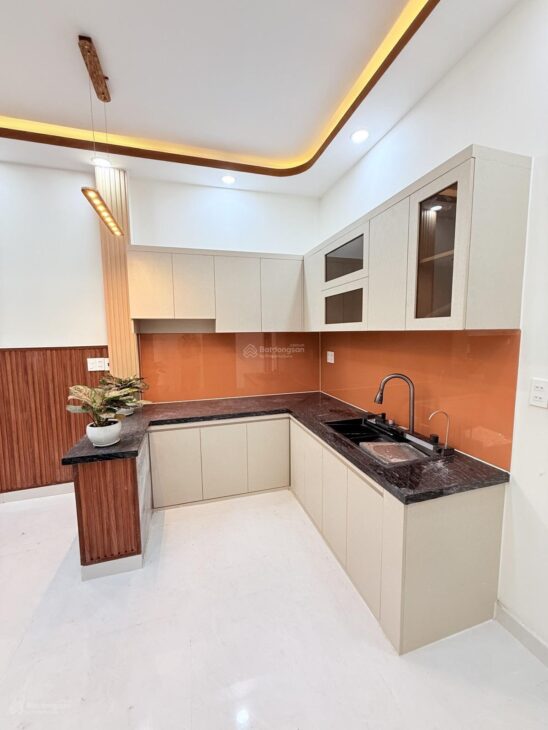 Gấp bán nhà Dương Văn Dương Tân Phú 65m2 5,95 tỷ hẻm Ô Tô Gần Aeon SHR Alo Chính Chủ
