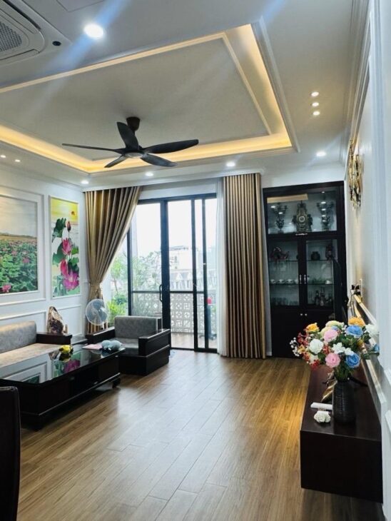 Nhà 2 mặt thoáng Thụy Phương 41m2, 5T, ô tô tránh