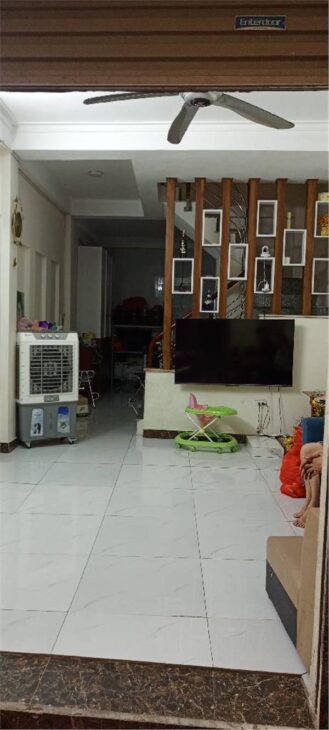 Bán nhà Dịch Vọng, Cầu Giấy 36m2, 4T, ngõ thông, ô tô 5 tạ vào nhà