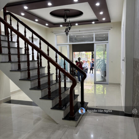 GẤP !! NHÀ 3 TẦNG 3 MÊ KIÊN CỐ, ĐẦU K Ô TÔ ÔNG ÍCH ĐƯỜNG, 4M, CÓ LÊ, 3PN, BAN CÔNG, GIÁ ĐẦU TƯ