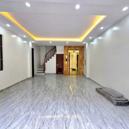 BÁN NHÀ ĐỘI NHÂN, BA ĐÌNH – 45M² x 7T THANG MÁY – MT 4.4M – VỈA HÈ Ô TÔ TRÁNH – KINH DOANH – GIÁ