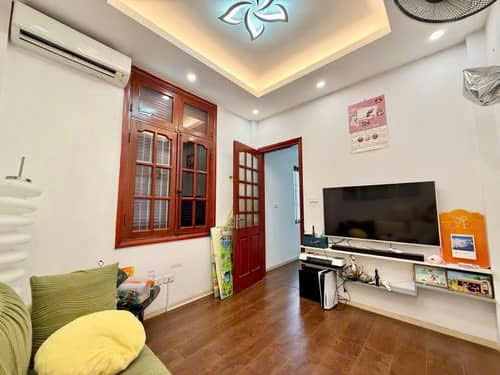 BÁN NHÀ MP HOÀNG HOA THÁM 42M 5 TẦNG KD ĐỈNH GIÁ 28.5 TỶ 0878168006