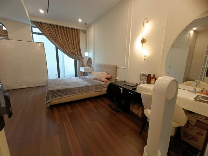 Nhà Phan Huy Ích 4 tầng, 80m2 ngang 4.5m dài 18m, 5PN, hẻm xe tải đậu, Gọi ngay 0934807985