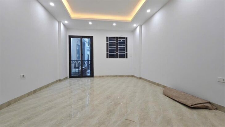 Bán nhà Kẻ Vẽ 37m2, dân xây 5 tầng, ô tô đỗ cửa, 6,8 tỷ có thương lượng