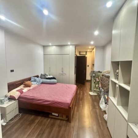 Nhà đẹp Phú Diễn 39m², 5T, ô tô tránh, gần công viên lớn Hà Nội