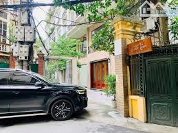 Chính Chủ Cần Bán Gấp nhà mặt ngõ Lạc Long Quân Tây Hồ 40m2 giá 12,3 tỷ .