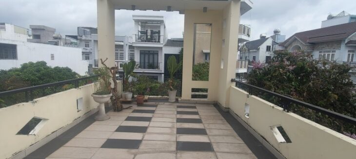 Bán nhà mặt phố, đường Số 12, Phường Phước Long, TP HCM, DT 94m2, 3 tầng, SH, 10.7 tỷ.