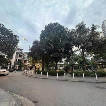 Bán biệt thự C37 Tố Hữu, 145-165m2, 4 tầng, view vườn hoa đẹp