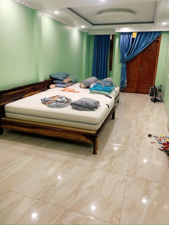 Bán nhà Đường 28, Bình Trưng Đông, Q.2 – 90m2, 4 tầng, 5PN, Sổ Hồng – Giá 9.1 tỷ.