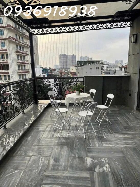 Bán gấp tòa Building 8 tầng, 220m2, mặt tiền 15m-Trích Sài, Tây Hồ