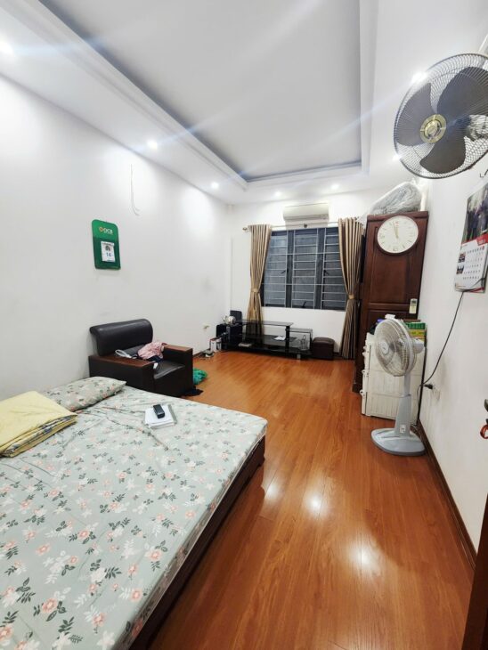 32,4 Tỷ, Nhà mặt Phố Kim Giang; DT 110m,*1Tầng*MT5m; kinh doanh sầm uất