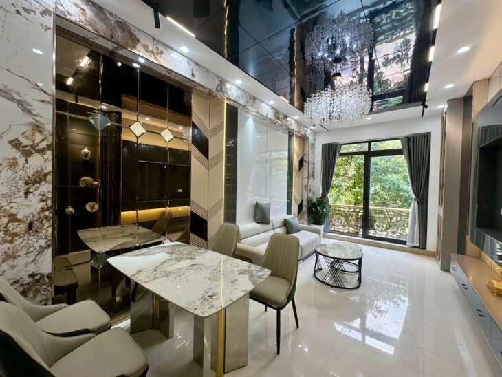 Bán nhà mặt Phố KIM GIANG 41m, 5 Tầng, Mặt tiền 4m; Kinh doanh, gần Khu đô thị. Trường học, Bệnh