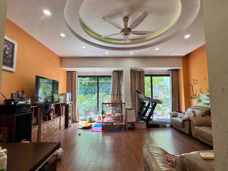 20 tỷ, khu Phân lô Lê Trọng Tấn 65m, 5 tầng, thang máy, mặt tiền 5m, kinh doanh