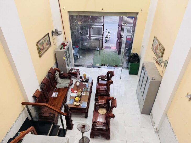 BÁN NHÀ 4 TẦNG – MẶT TIỀN KINH DOANH NGAY KÍNH NỔI DĨ AN 1 – 5x20M – 8 PHÒNG NGỦ – GIÁ NHỈNH 5 TỶ 🔥