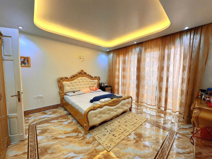 BÁN NHÀ PHÂN LÔ VĨNH PHÚC, BA ĐÌNH – 73M² x 4T – MT 4.7M – LÔ GÓC – FULL NỘI THẤT