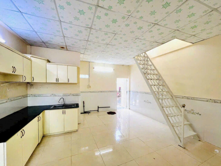49. Nhà 5,5 triệu gần chợ An Cư