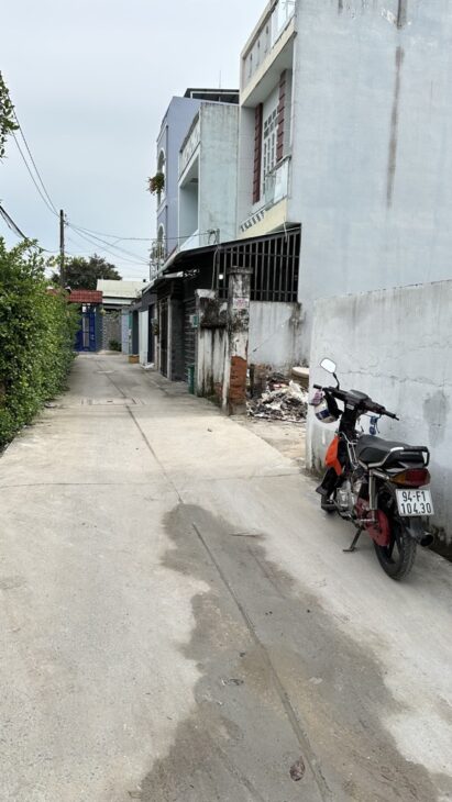 Bán đất thổ cư – Ấp Đình, Tân Xuân, Hóc Môn. DT 240m2, 7.6 tỷ, SHR
