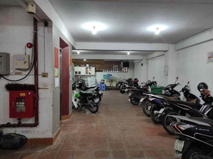 bán nhà Ngọc Lâm, 145m x 9 tầng, mặt tiền 7.5m, vỉa hè, ôtô tránh, dòng tiền ổn định 140tr/tháng