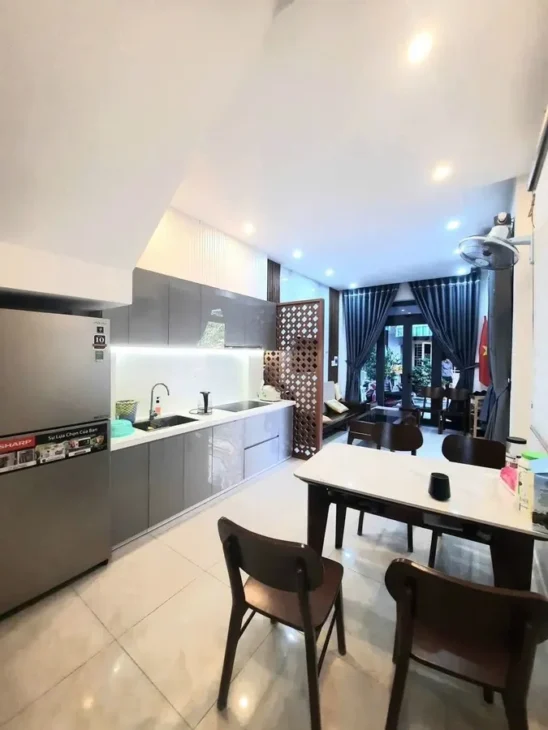 🏡 NHÀ 2 TẦNG – MẶT TIỀN NGUYỄN CAO – CÁCH BIỂN NGUYỄN TẤT THÀNH 100M 🏡