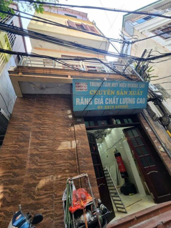 BÁN NHÀ MẶT NGÕ Ô TÔ, ĐƯỜNG NGUYỄN TRÃI.