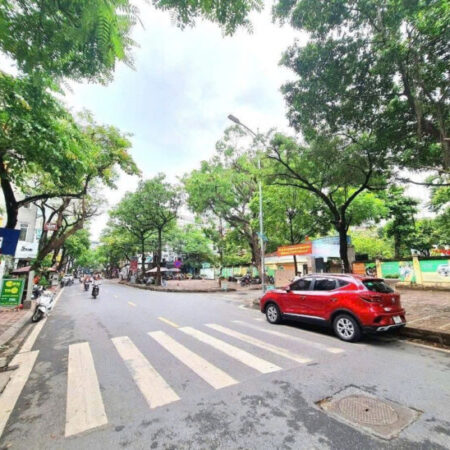 BÁN NHÀ PHỐ NGUYÊN HỒNG, ĐỐNG ĐA – 49M² x 5T – VỈA HÈ Ô TÔ TRÁNH – KINH DOANH – GIÁ 23.9 TỶ